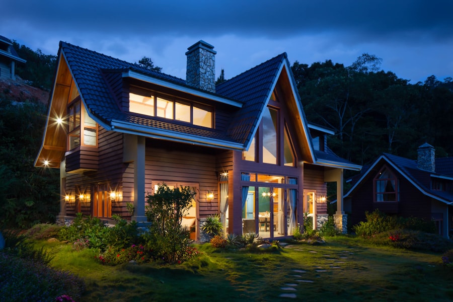 Real Estate — image 4